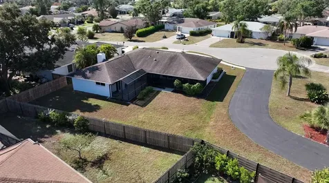 2042 Country Meadows Place Sarasota FL 34235