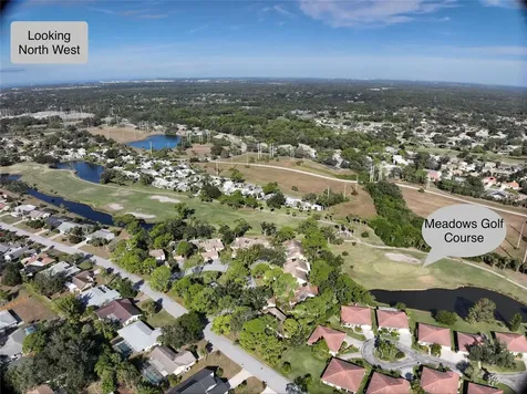 2042 Country Meadows Place Sarasota FL 34235