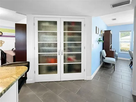 2042 Country Meadows Place Sarasota FL 34235