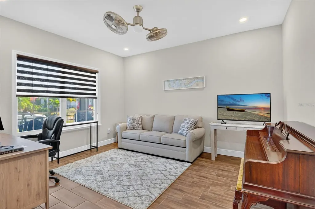 1522 NW 38th Avenue Cape Coral FL 33993