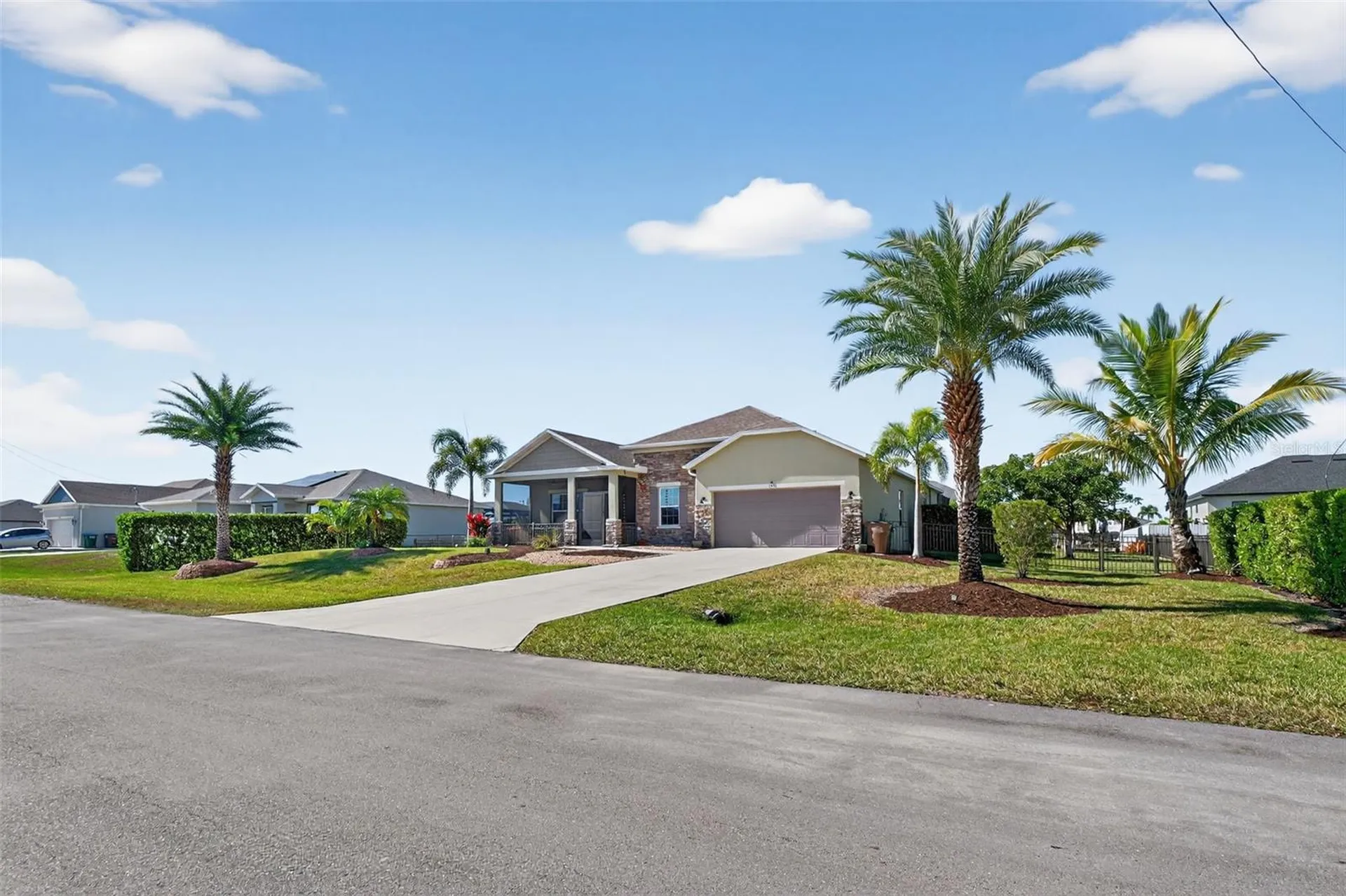 1522 NW 38th Avenue Cape Coral FL 33993