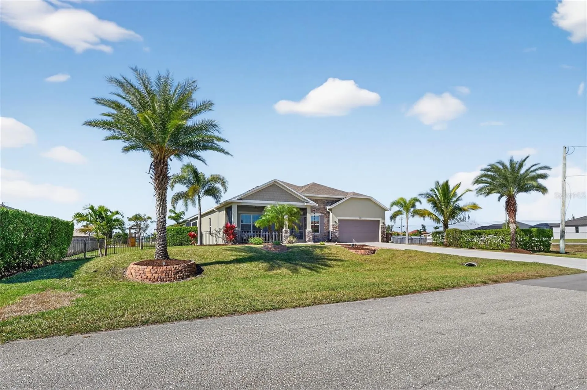1522 NW 38th Avenue Cape Coral FL 33993