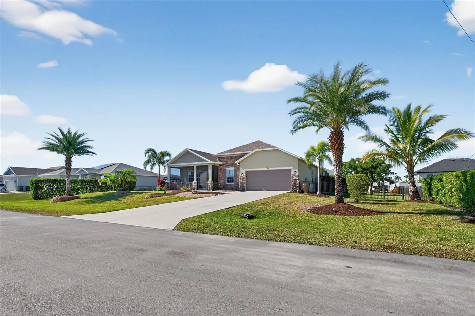 1522 NW 38th Avenue Cape Coral FL 33993
