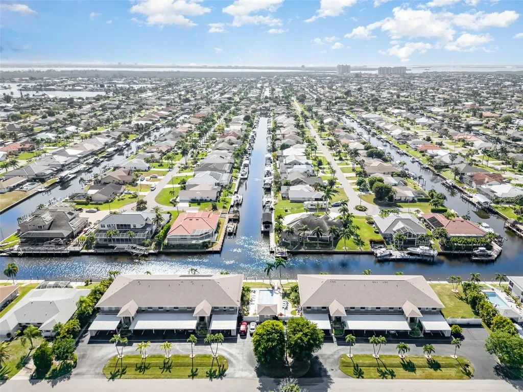 912 SW 48th Terrace Cape Coral FL 33914