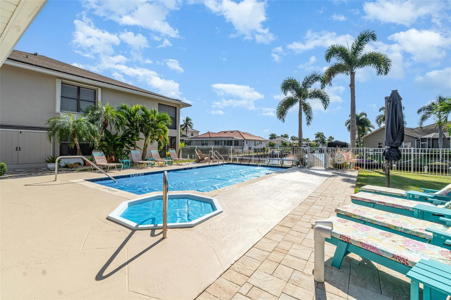 912 SW 48th Terrace Cape Coral FL 33914