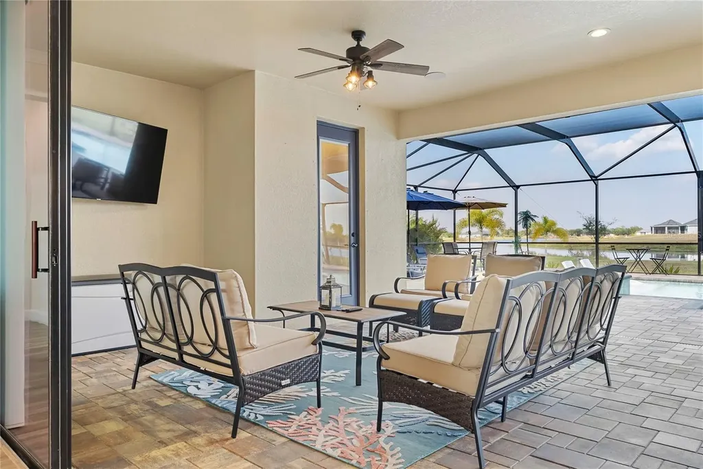 5219 Lake Venice Drive Wimauma FL 33598