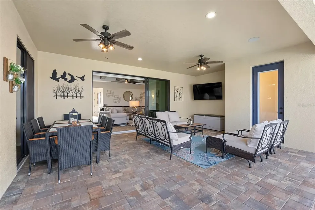 5219 Lake Venice Drive Wimauma FL 33598