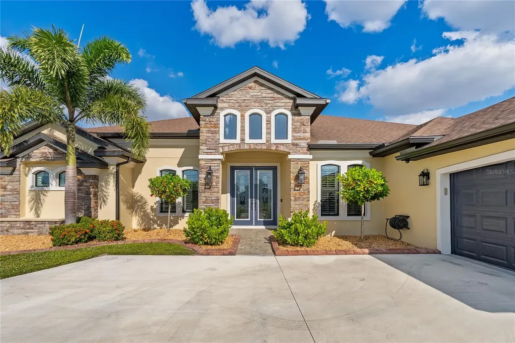 5219 Lake Venice Drive Wimauma FL 33598