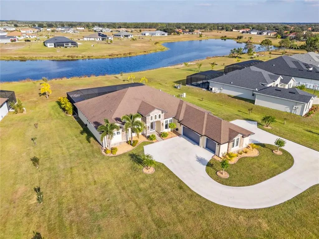 5219 Lake Venice Drive Wimauma FL 33598