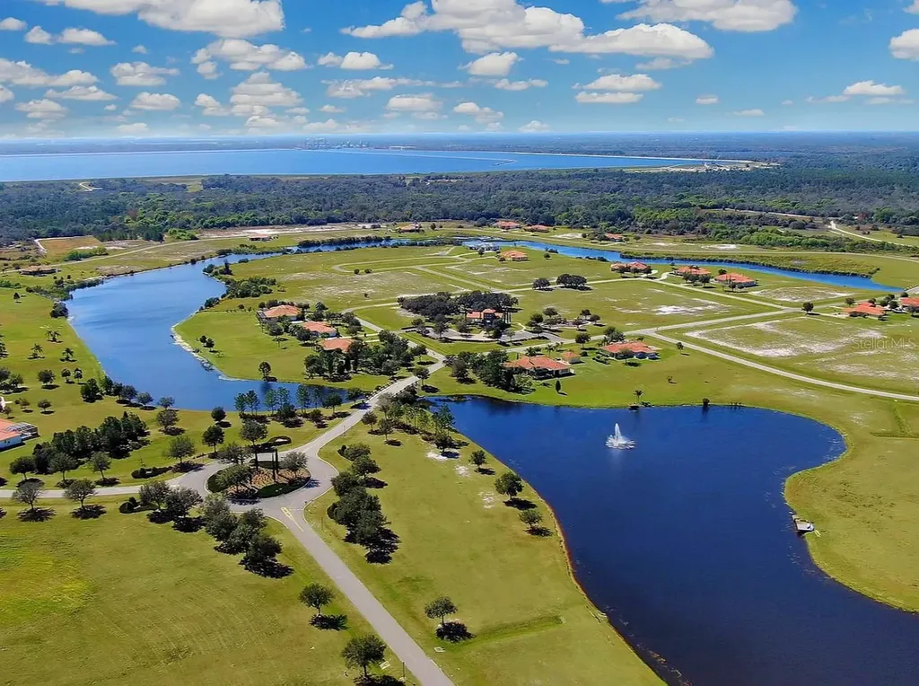 5219 Lake Venice Drive Wimauma FL 33598