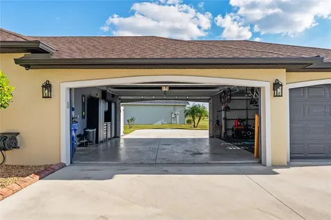 5219 Lake Venice Drive Wimauma FL 33598