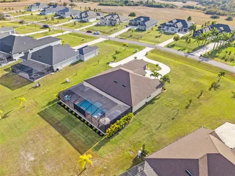 5219 Lake Venice Drive Wimauma FL 33598