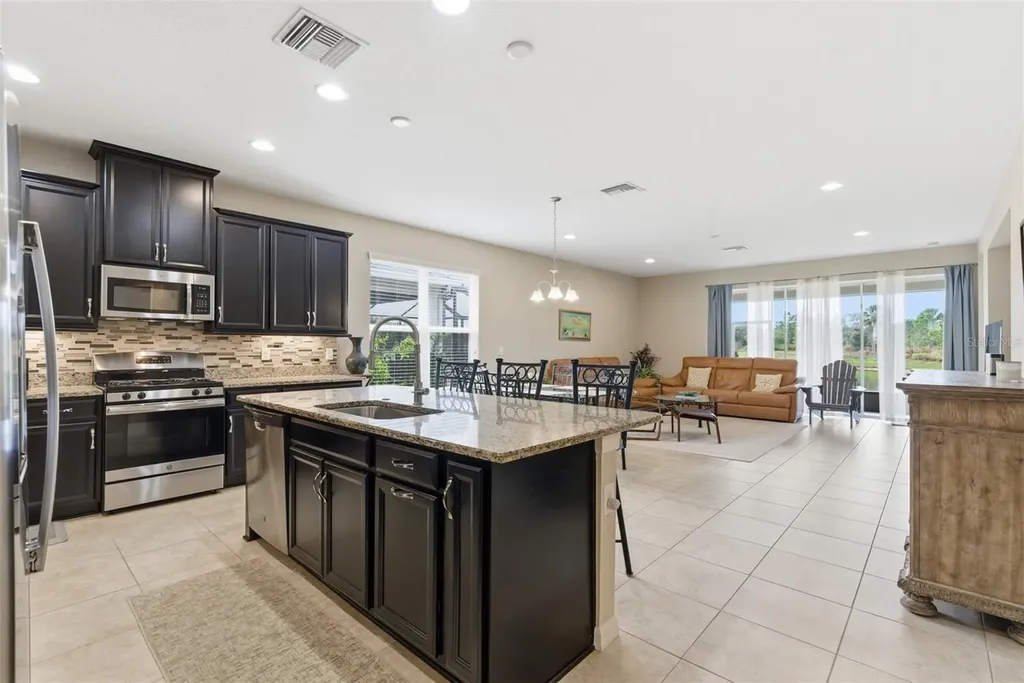 5617 Maidenstone Way Palmetto FL 34221