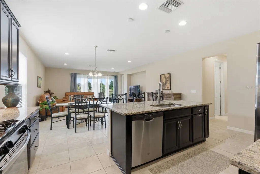 5617 Maidenstone Way Palmetto FL 34221