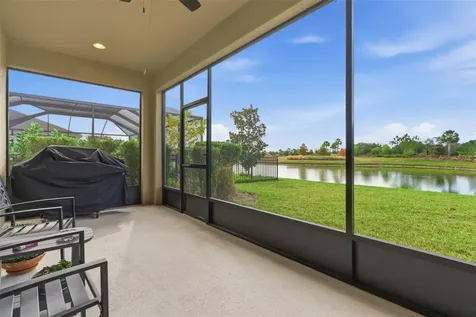 5617 Maidenstone Way Palmetto FL 34221