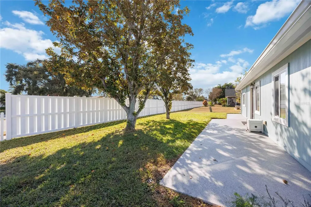 4101 37th Street Court W Bradenton FL 34205