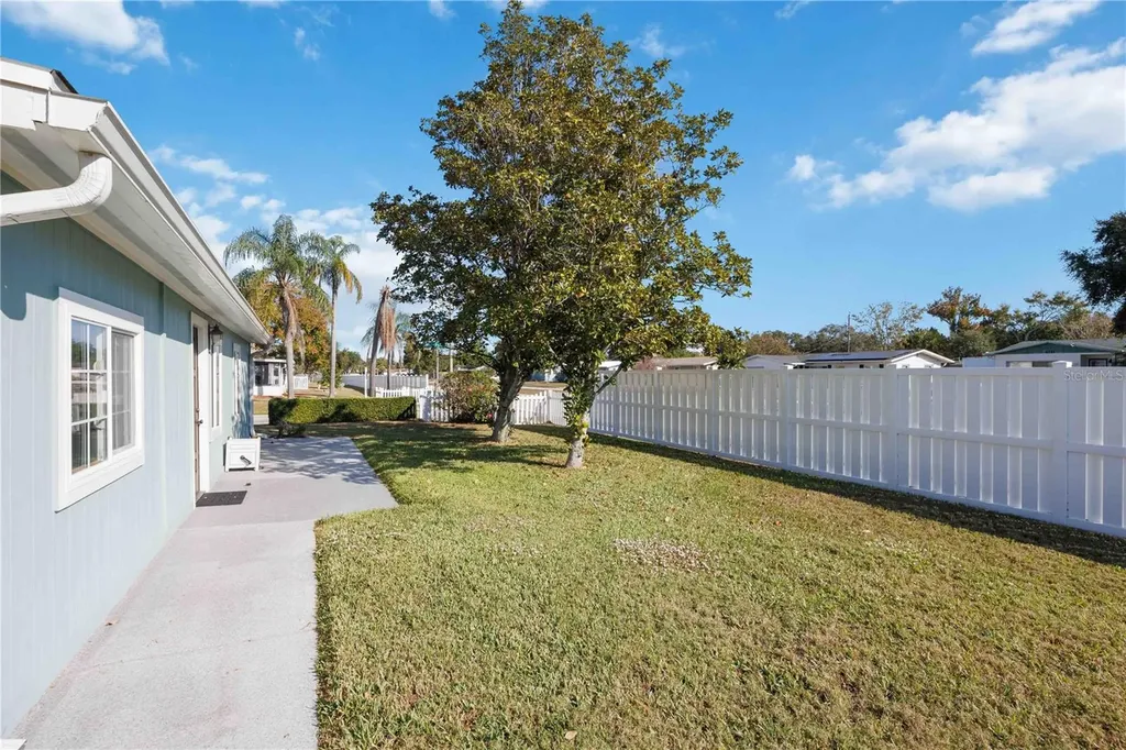 4101 37th Street Court W Bradenton FL 34205