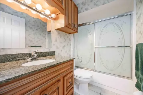 4101 37th Street Court W Bradenton FL 34205