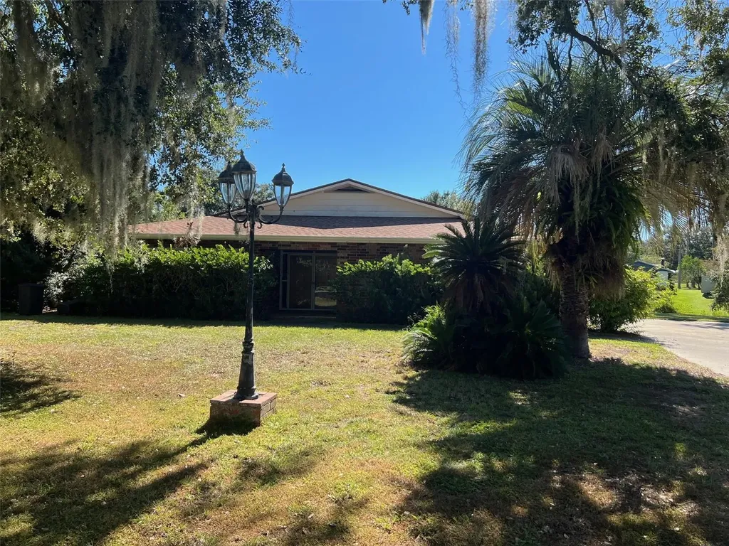 35412 Crescent Drive Fruitland Park FL 34731