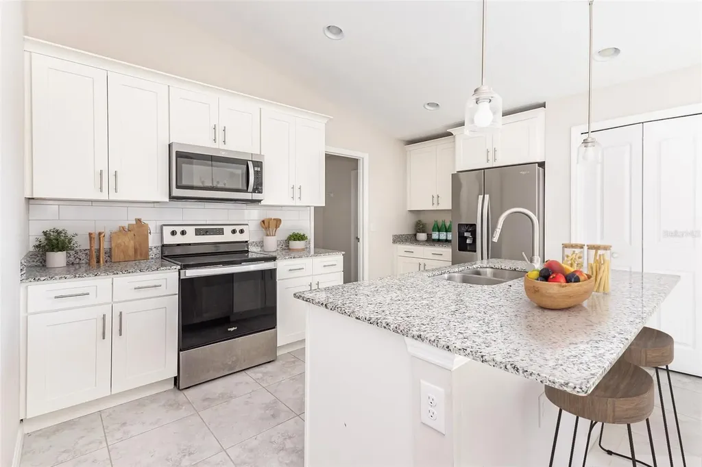 2528 NW 20th Avenue Cape Coral FL 33993