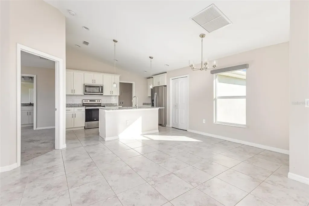 2528 NW 20th Avenue Cape Coral FL 33993