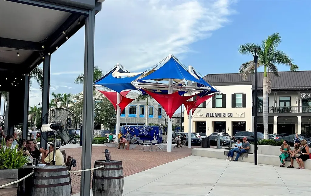 925 Capri Isles Boulevard Venice FL 34292