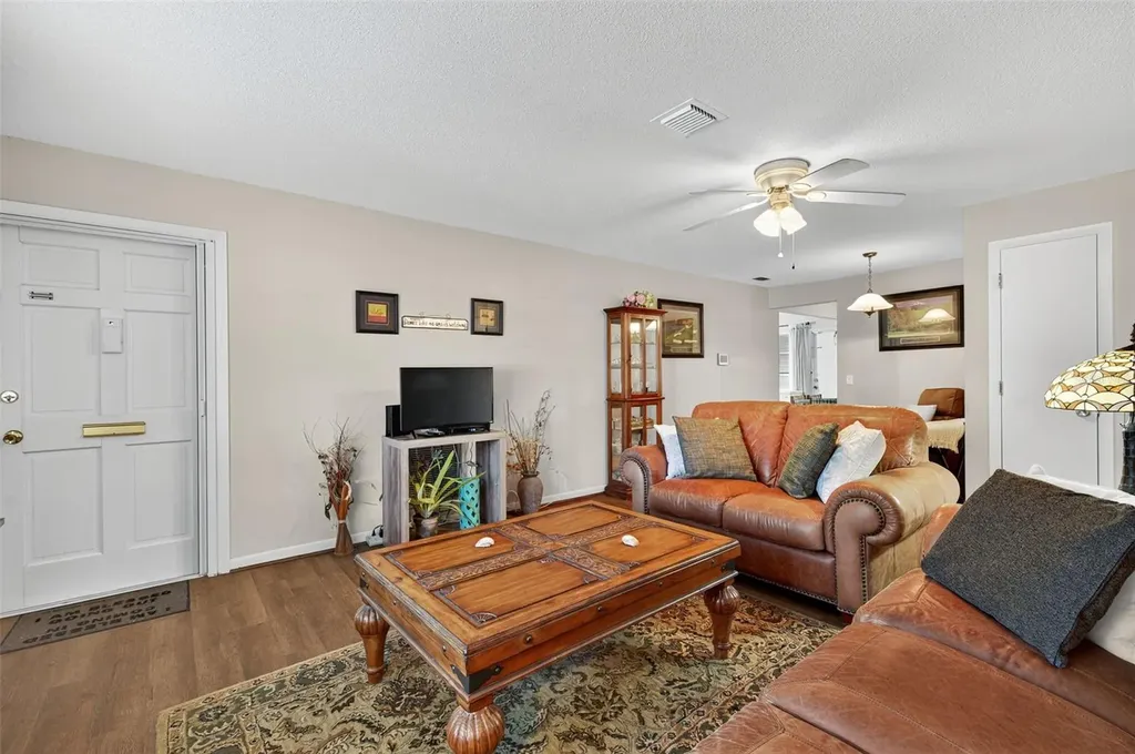 6830 Lafayette N Pinellas Park FL 33781