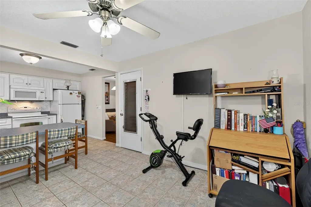 6830 Lafayette N Pinellas Park FL 33781