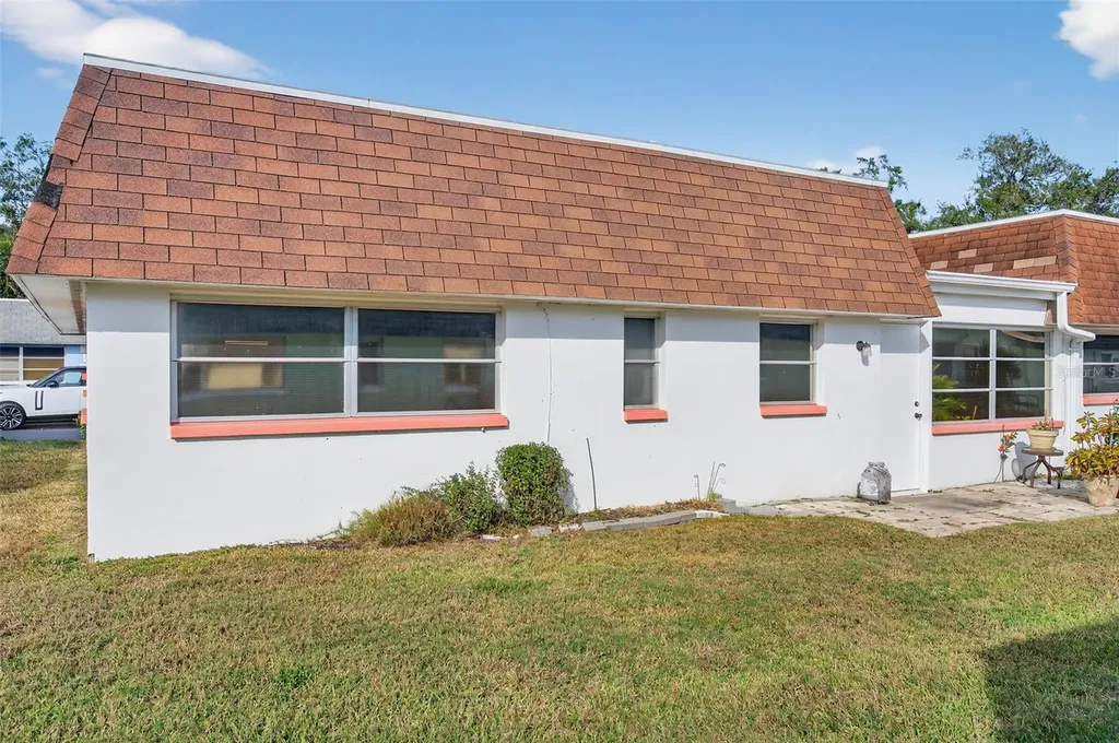 6830 Lafayette N Pinellas Park FL 33781
