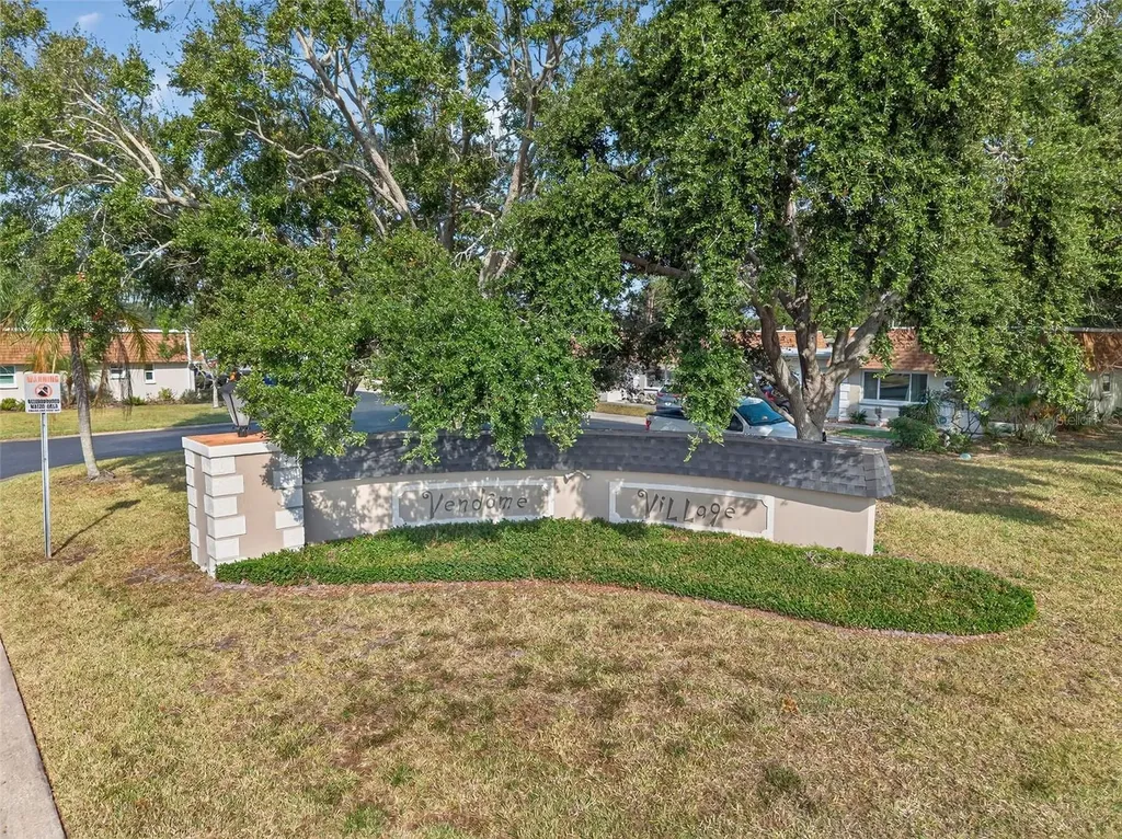 6830 Lafayette N Pinellas Park FL 33781