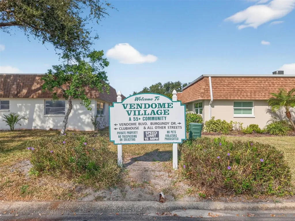6830 Lafayette N Pinellas Park FL 33781