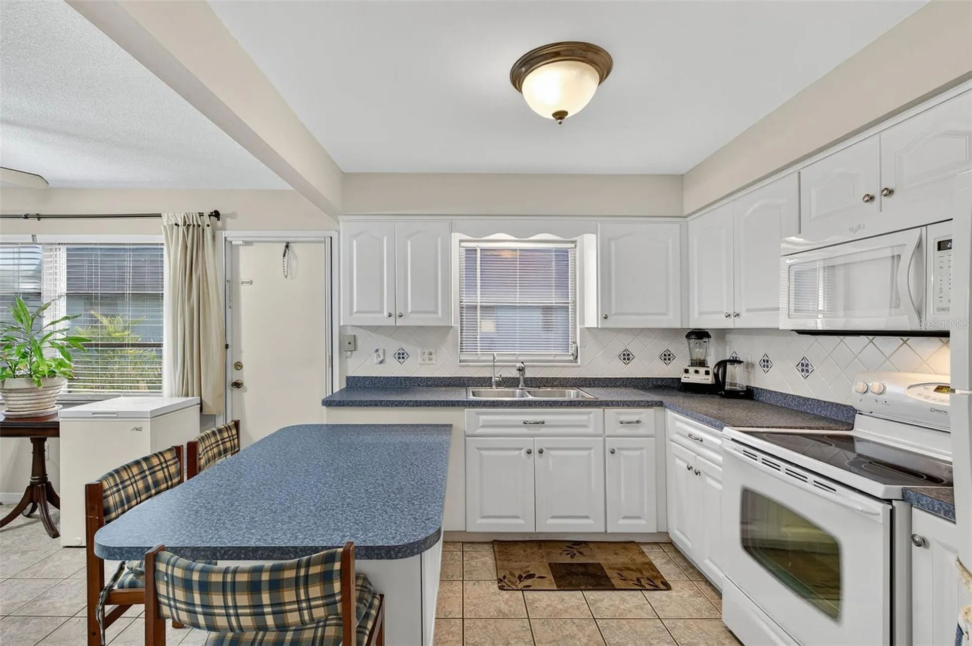 6830 Lafayette N Pinellas Park FL 33781