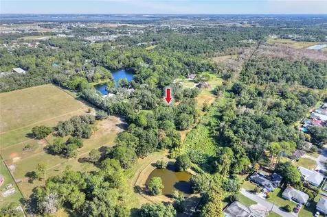 Island Way Winter Haven FL 33884