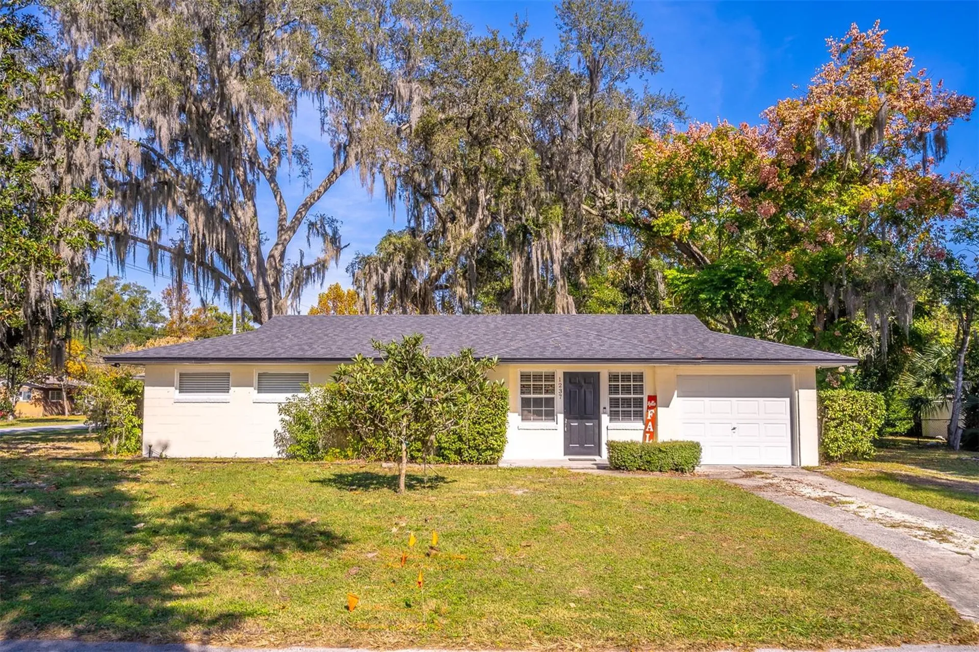 1237 W Voorhis Avenue Deland FL 32720