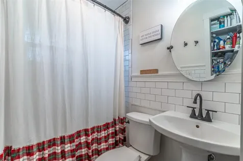 1237 W Voorhis Avenue Deland FL 32720
