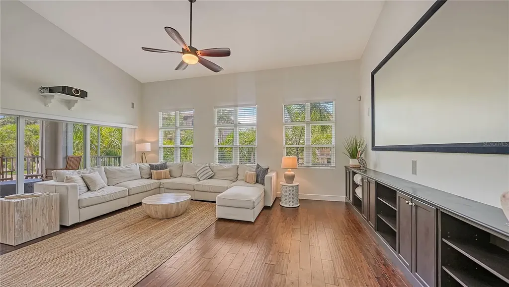 1145 Horizon View Drive Sarasota FL 34242