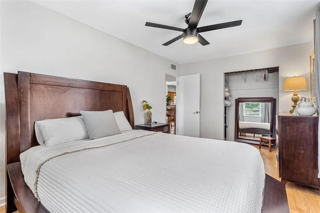 6190 36th Avenue N St Petersburg FL 33710