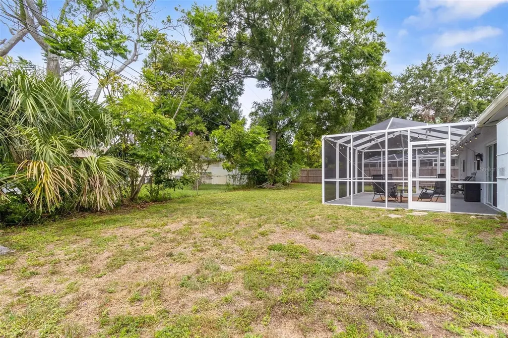 6190 36th Avenue N St Petersburg FL 33710