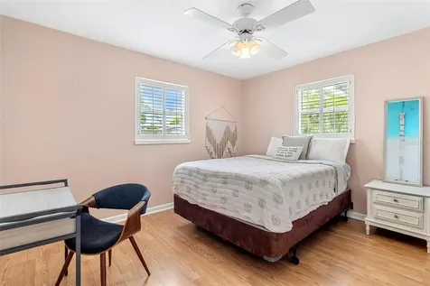 6190 36th Avenue N St Petersburg FL 33710
