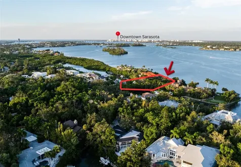 1290 Hidden Harbor Way Sarasota FL 34242