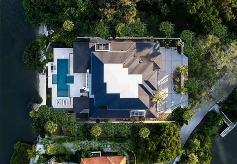 1290 Hidden Harbor Way Sarasota FL 34242