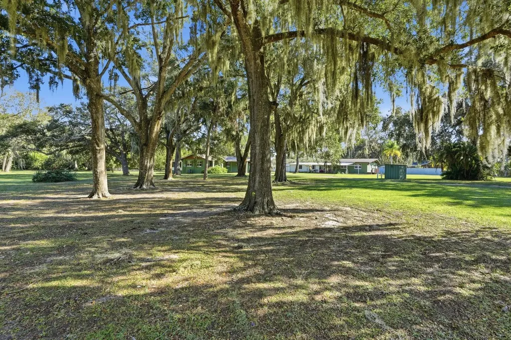 191 Howes Street Oak Hill FL 32759