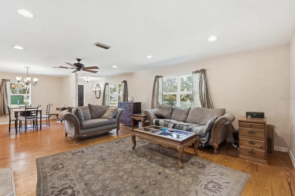 191 Howes Street Oak Hill FL 32759