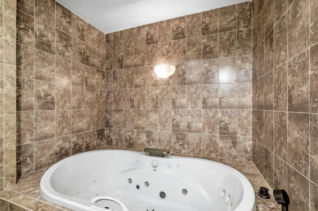 191 Howes Street Oak Hill FL 32759