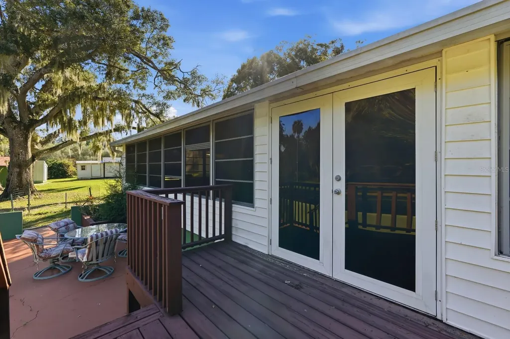 191 Howes Street Oak Hill FL 32759