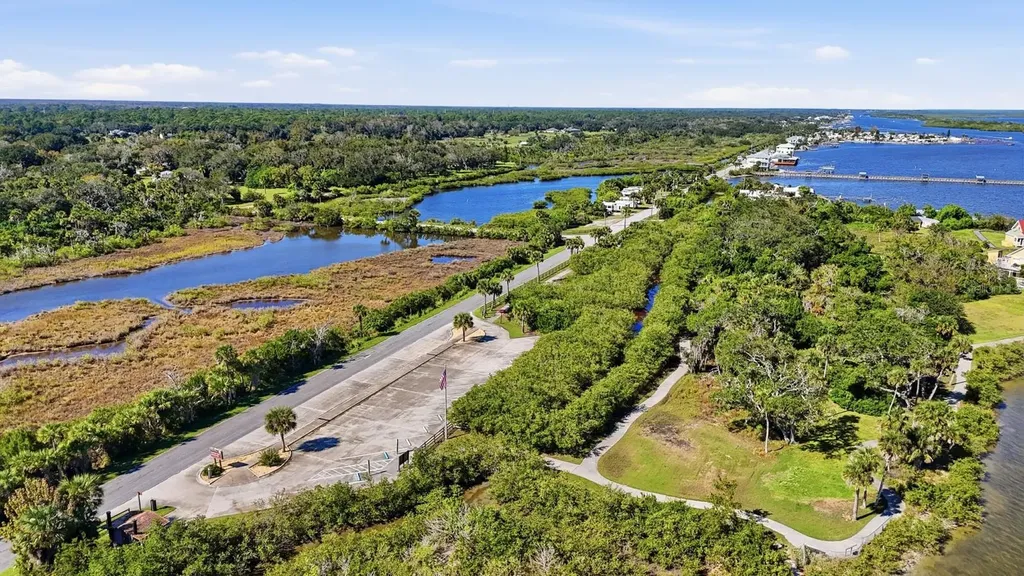 191 Howes Street Oak Hill FL 32759