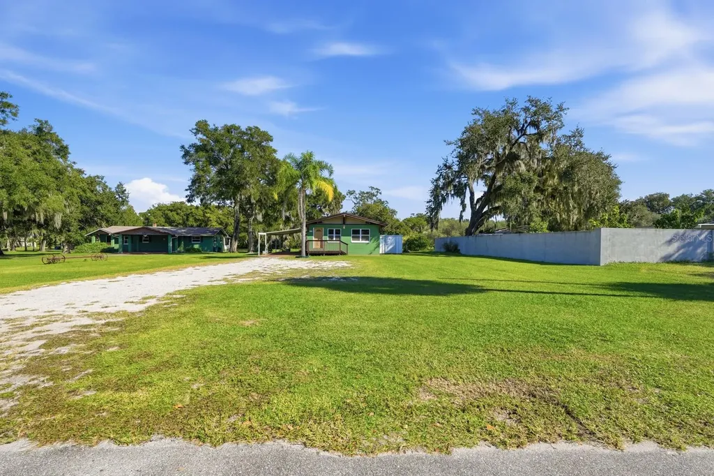 191 Howes Street Oak Hill FL 32759