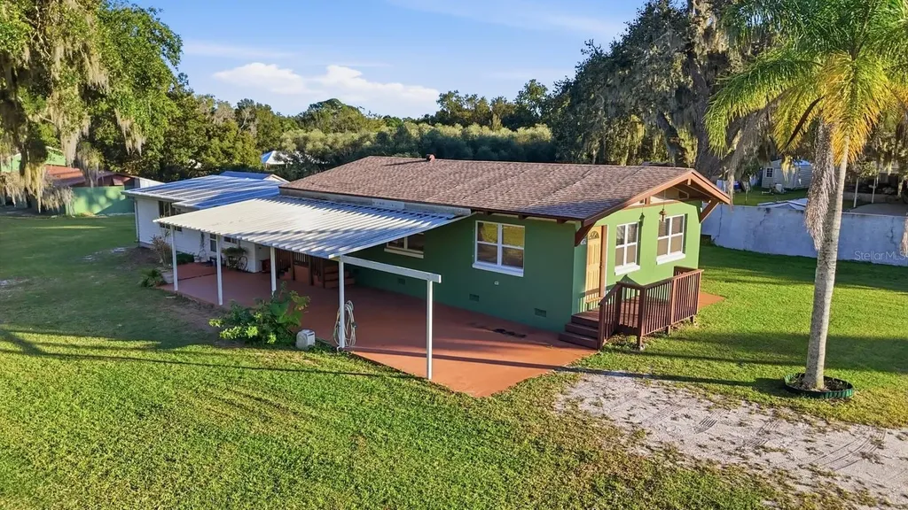 191 Howes Street Oak Hill FL 32759