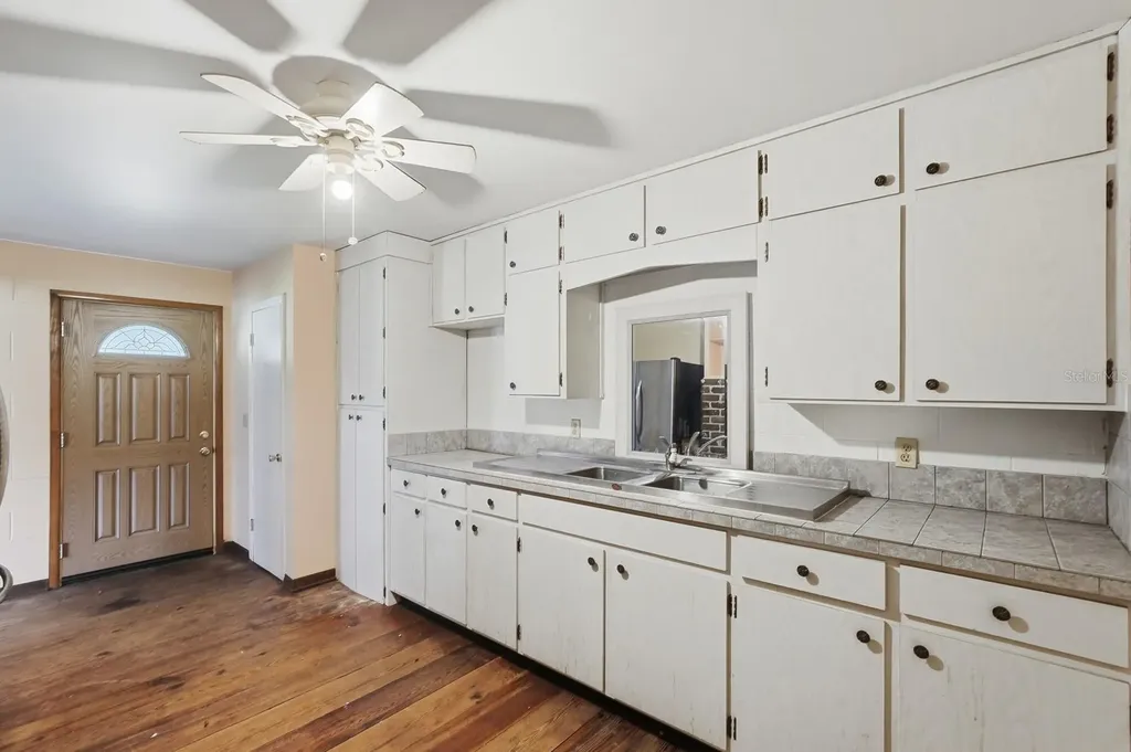 191 Howes Street Oak Hill FL 32759
