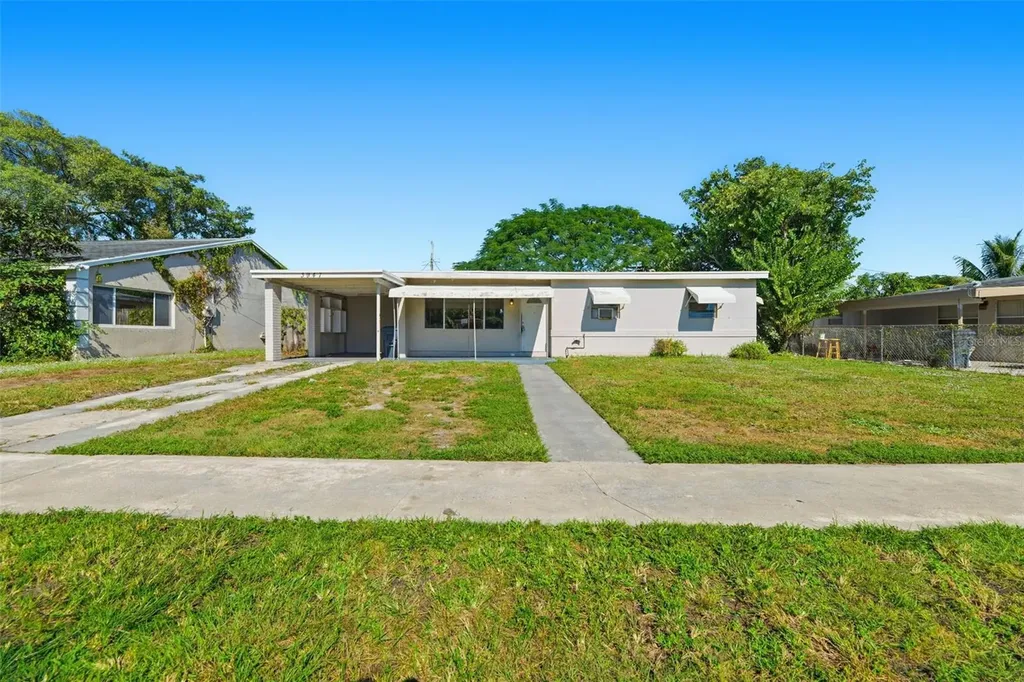3947 Pensacola Drive Lake Worth FL 33462